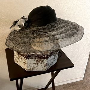 Nice spring polypropylene lady’s hat